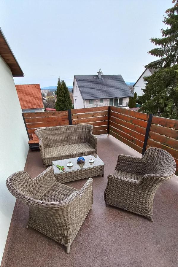 Villa Haskova With 3 Bedrooms Банська Бистриця Екстер'єр фото